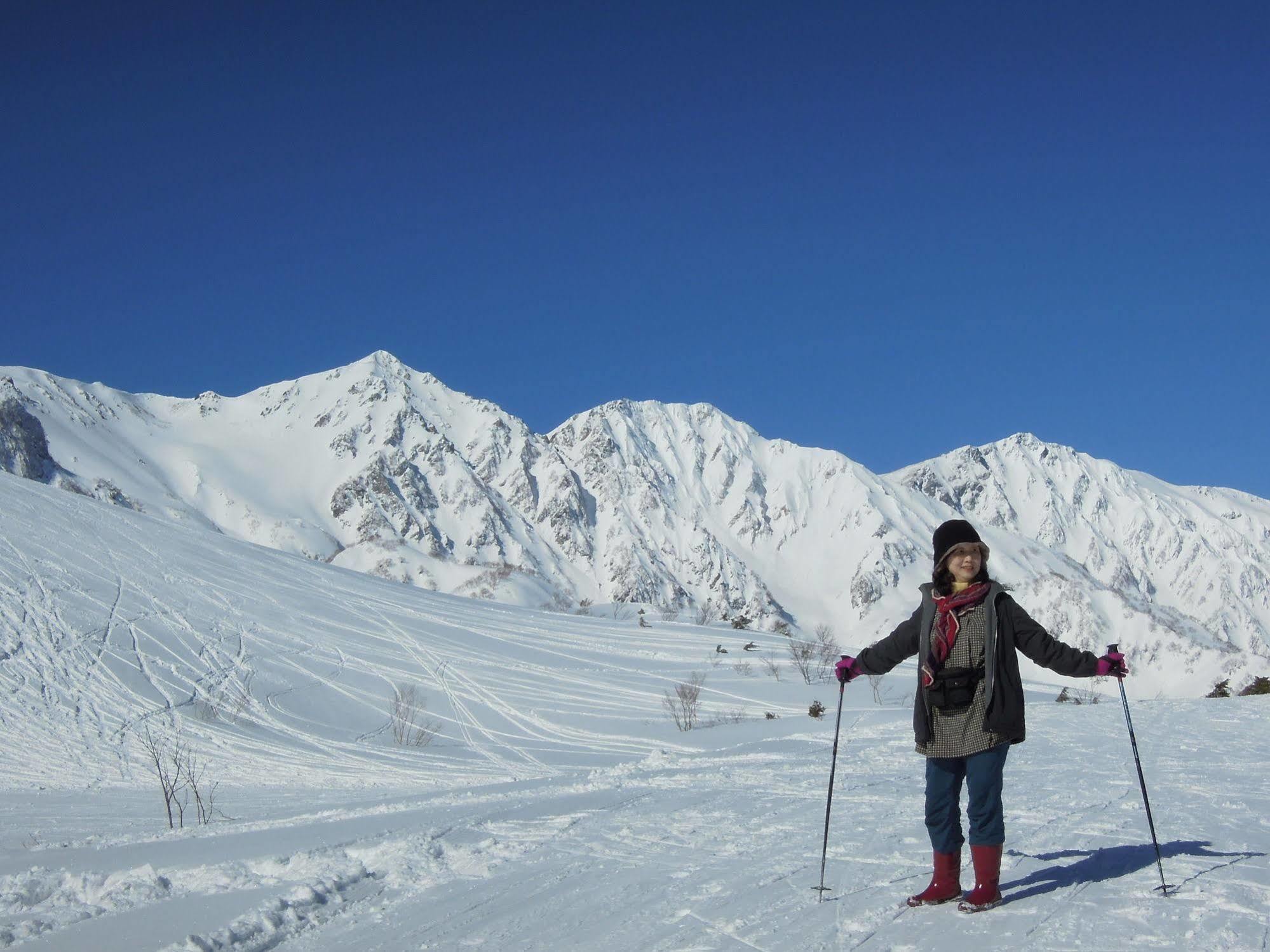Hotel Happy Talk à Hakuba Extérieur photo